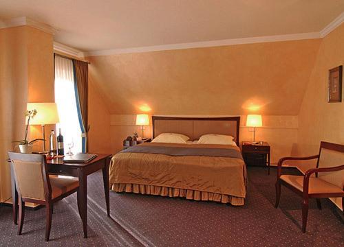 Hotel Ambiente Trier Exterior photo